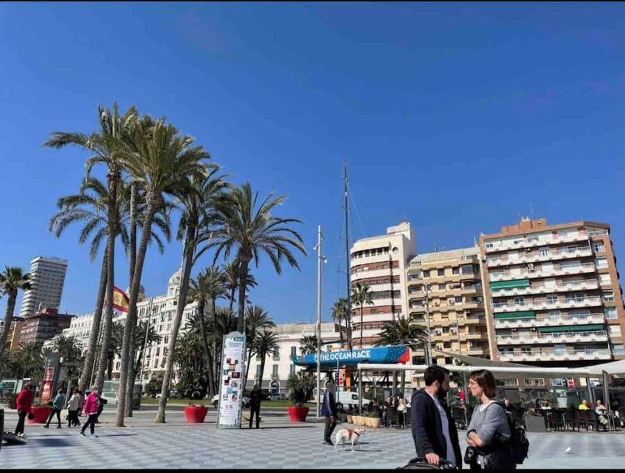 Charming & Spacious Apartment In Historic Centre & Short Walk To Beach لقنت المظهر الخارجي الصورة