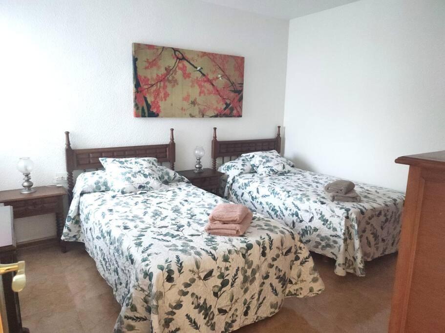Charming & Spacious Apartment In Historic Centre & Short Walk To Beach لقنت المظهر الخارجي الصورة
