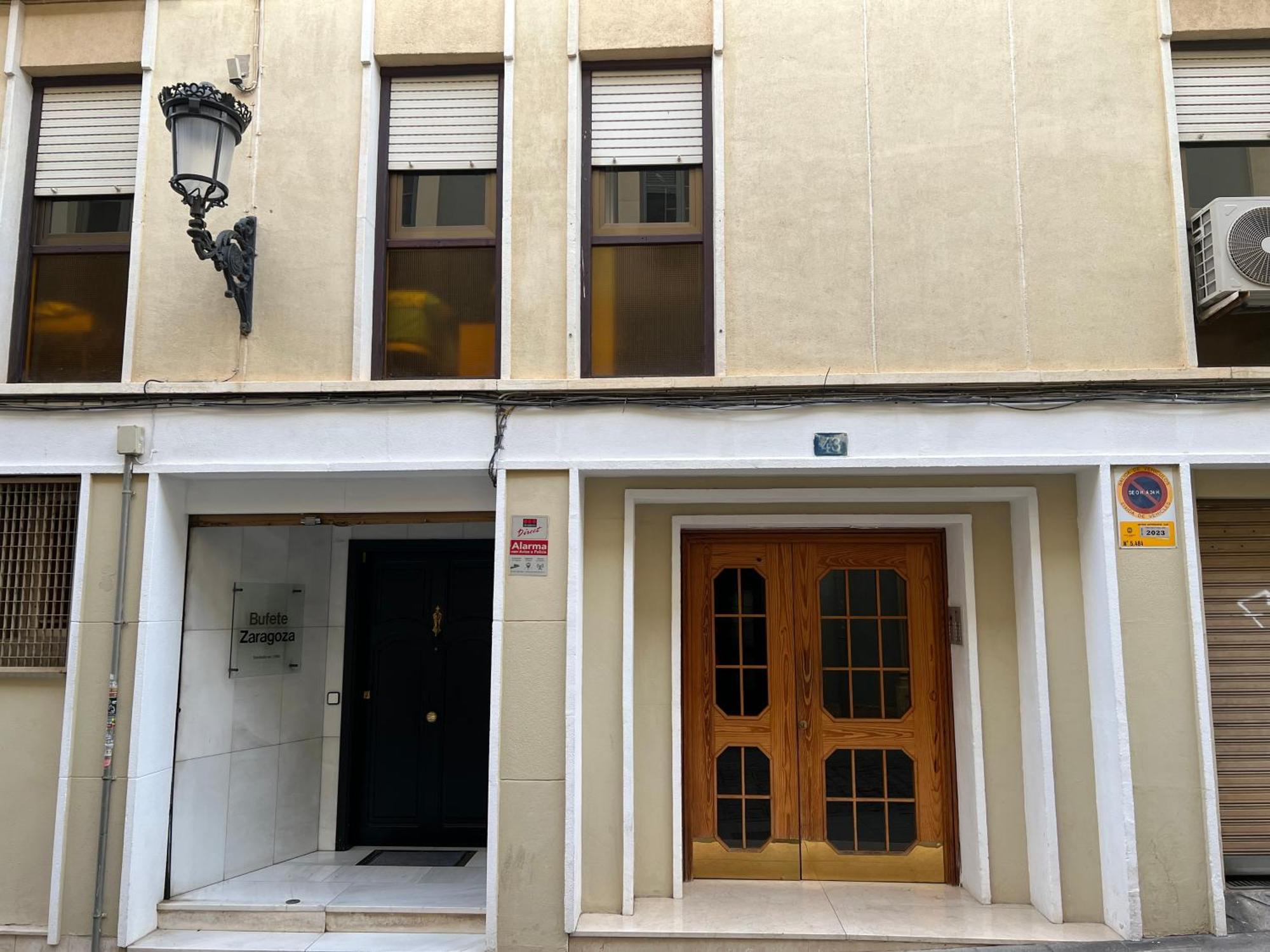 Charming & Spacious Apartment In Historic Centre & Short Walk To Beach لقنت المظهر الخارجي الصورة